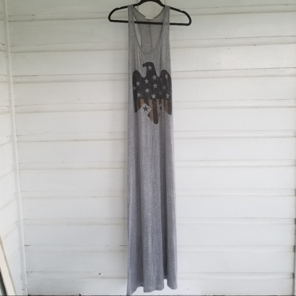 TEA N ROSE Maxi Tshirt Gray Eagle Graphic Small